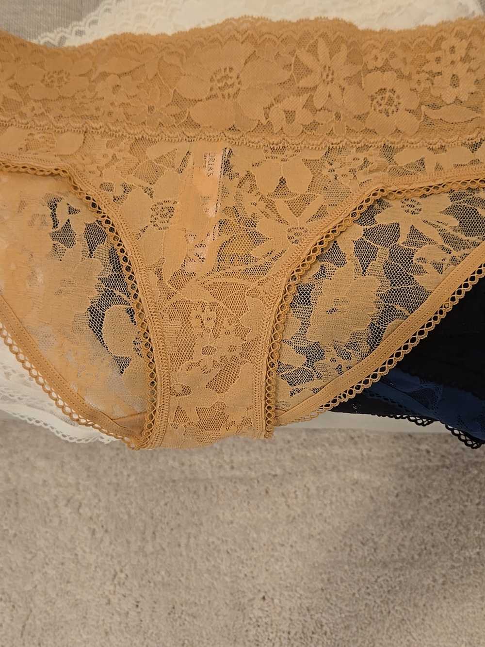 Bundle of Victoria's Secret - Bra & Panties - Picture 4 of 9